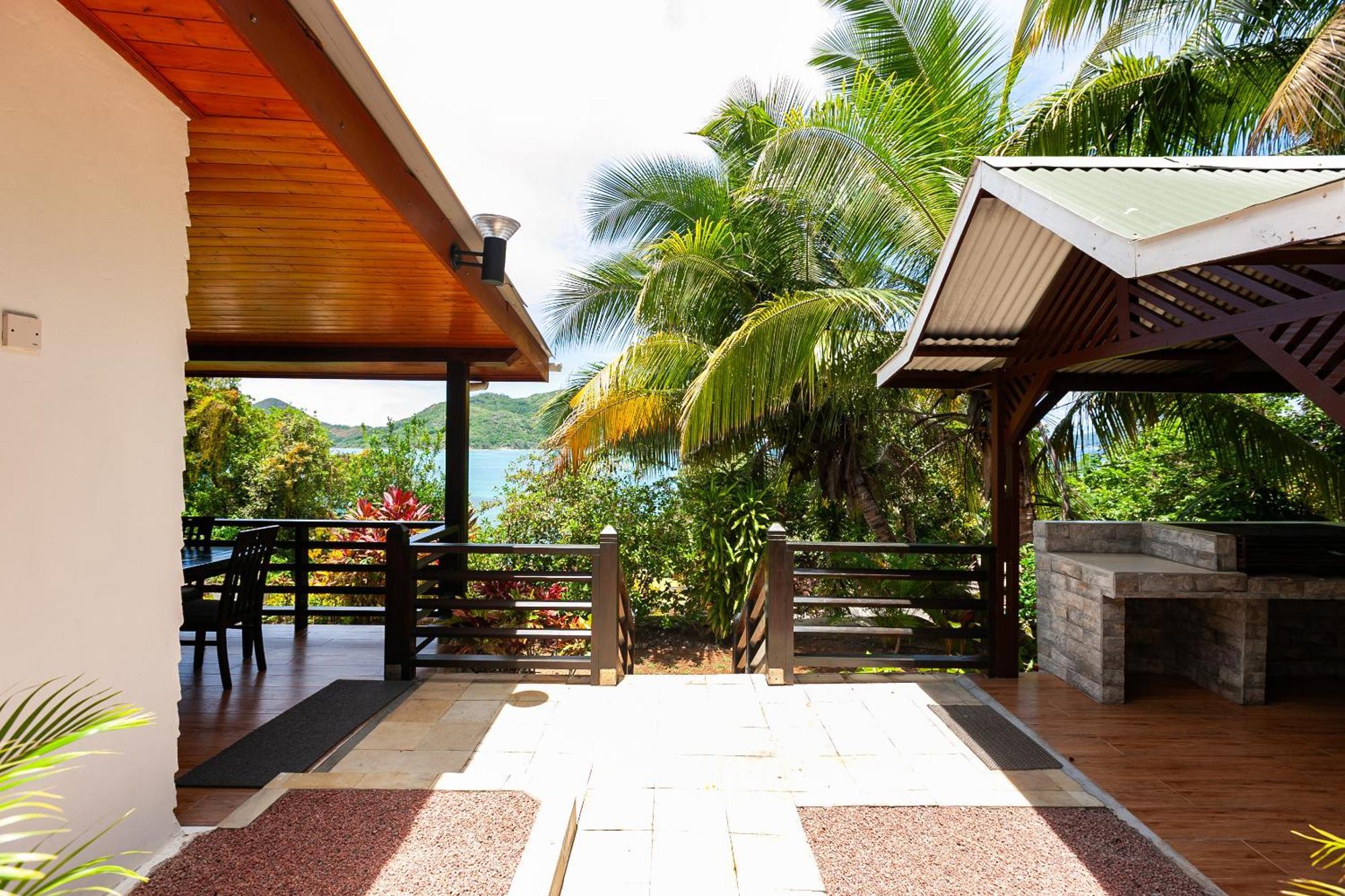 Chalets Cote Mer Баи-Сейнт-Энн Экстерьер фото